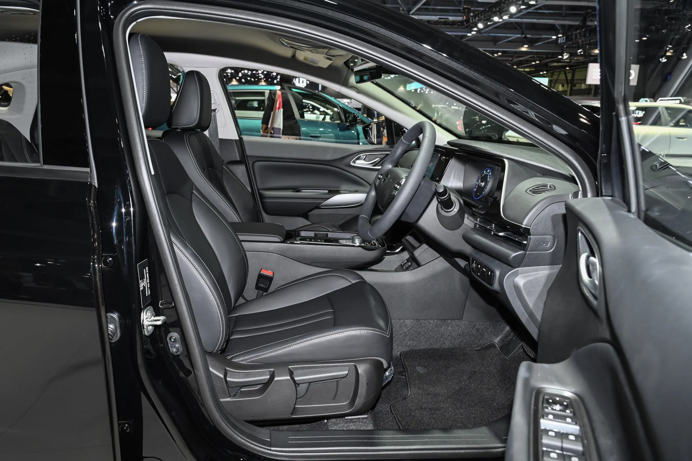 GAC Aion ES Plus Pure EV Series - Wholesale Price & Fleet Specifications 153f2c685c7c432ab656ea9166d8b510.jpg~2508x0