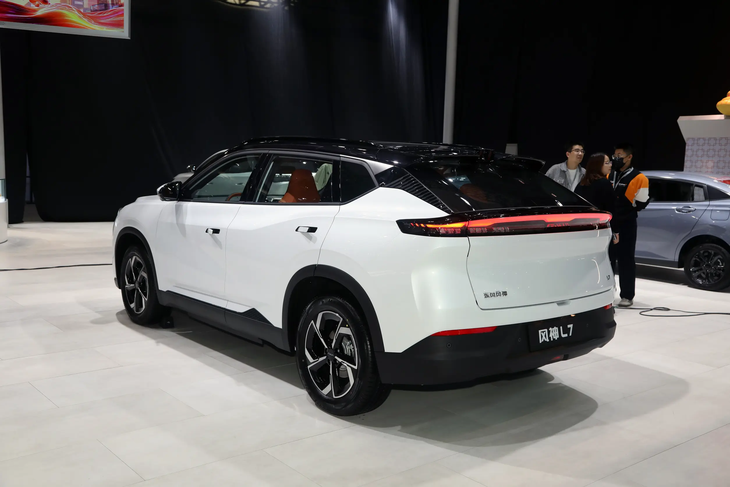 Brand-New Aeolus (Fengshen) L7 EV Series – High-Efficiency Pure Electric SUV (LHD) 3404bab4a70e4c4d87a1fc66c95a492f~2508x0