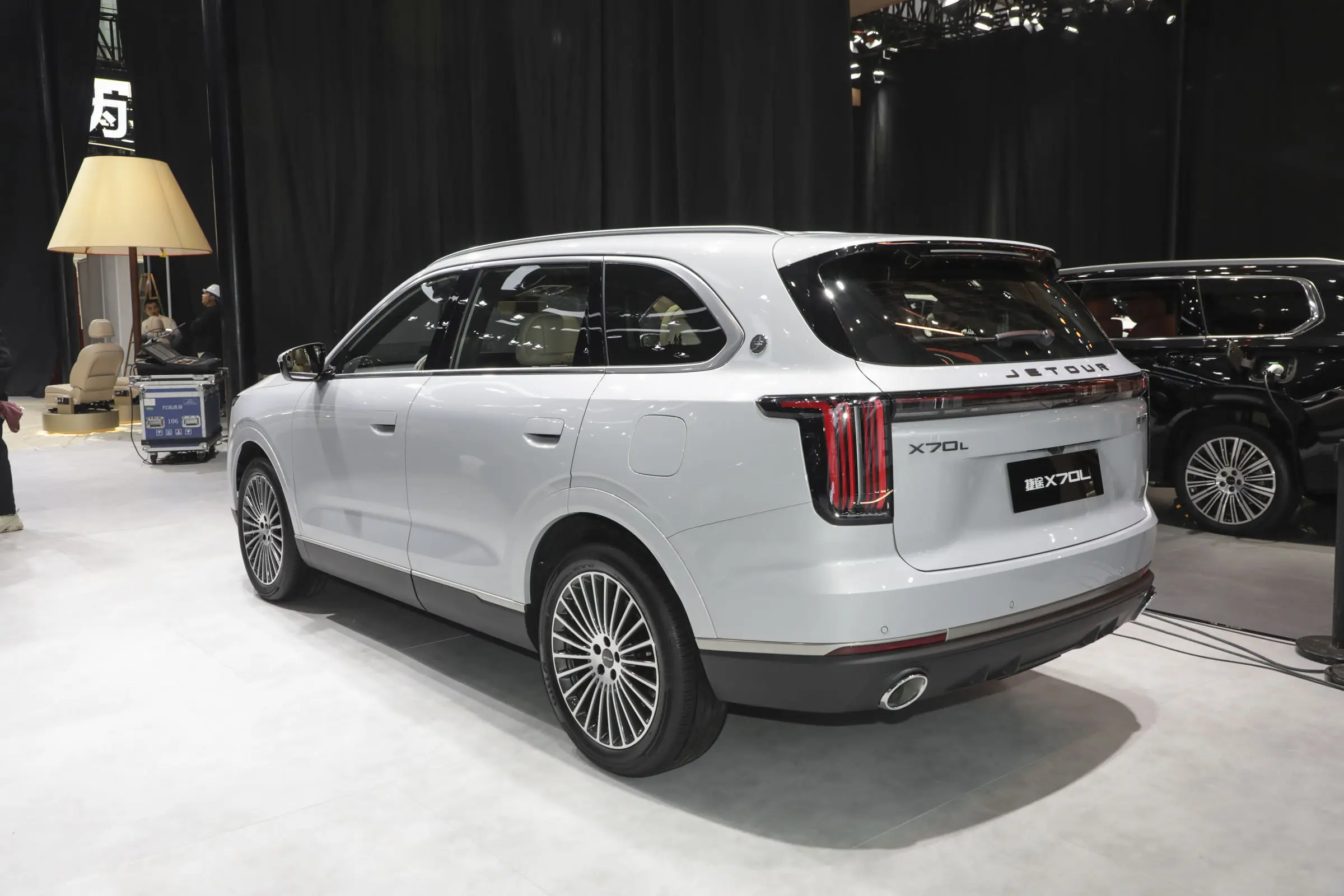 Brand-New Jetour X70FL Series – High-Utility Commercial & Passenger Fleet SUV (LHD) 4feeffd538634f47989f6d683f185d44~2508x0