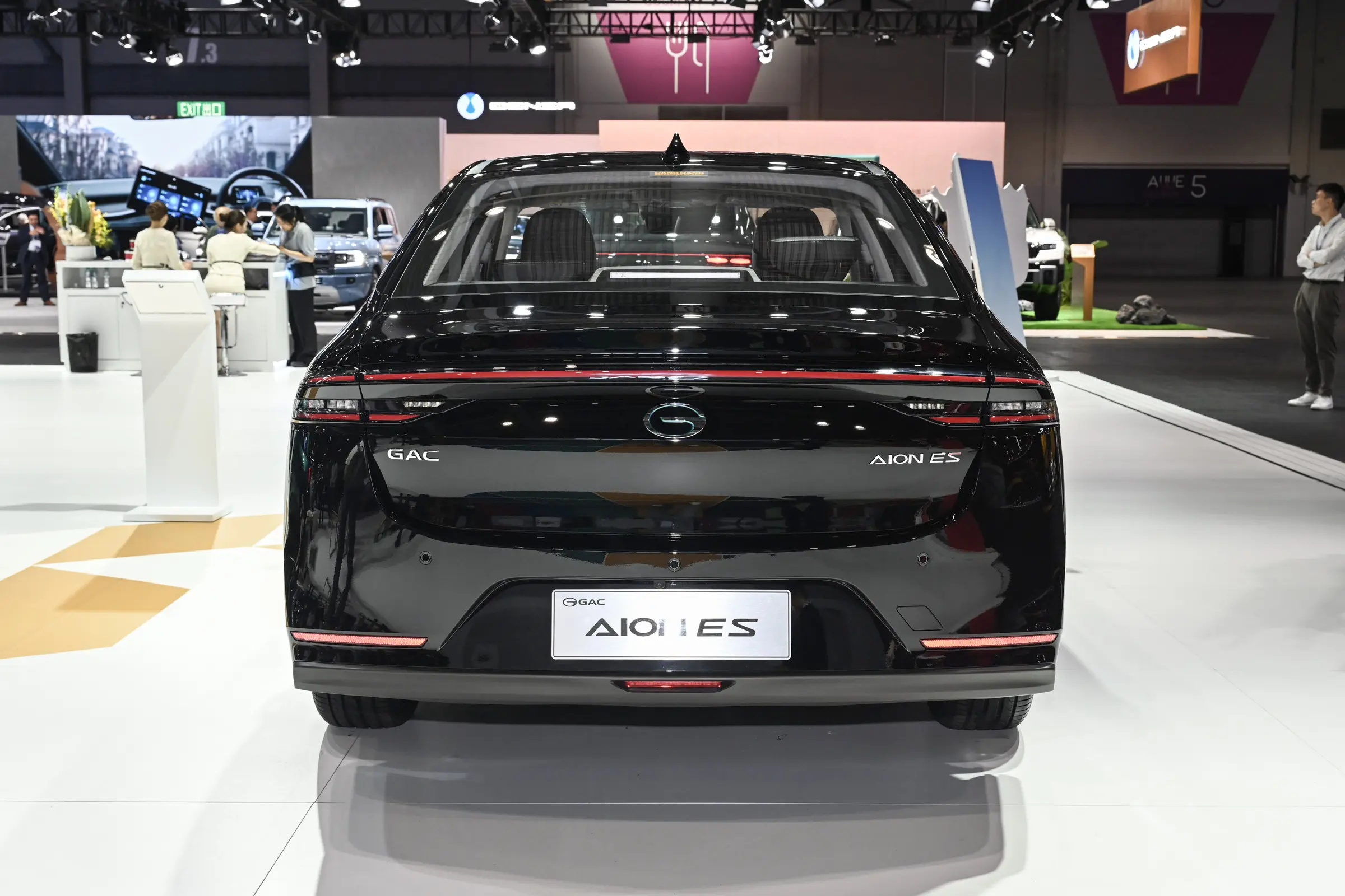 GAC Aion ES Plus Pure EV Series - Wholesale Price & Fleet Specifications 56c46c3beeac4fcd851a070e5cadf99a.jpg~2508x0