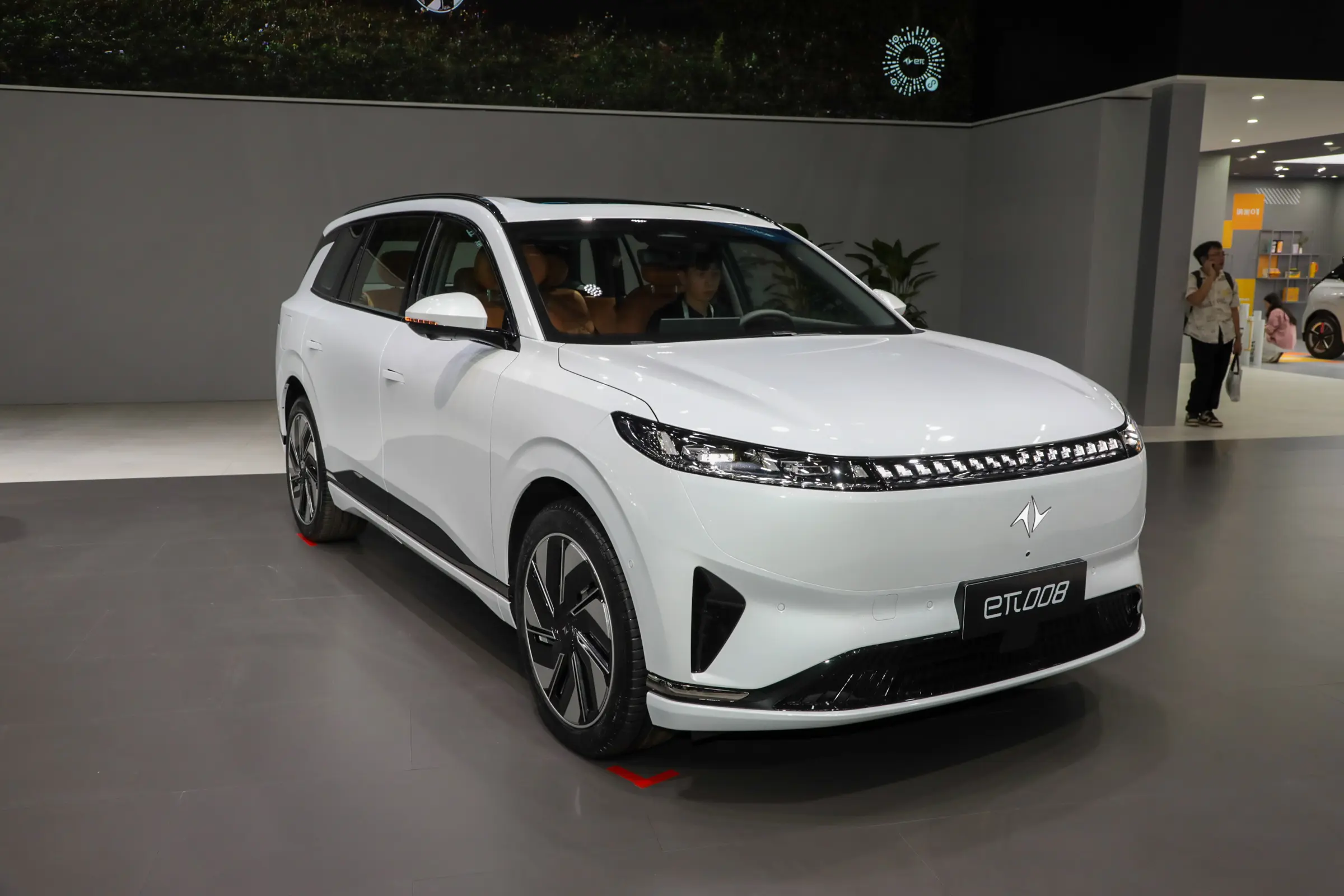 Dongfeng eπ008 EREV Series - Wholesale Price & Fleet Specifications 6f27ec3d3da0eb6c42b9b8f101166495~2508x0