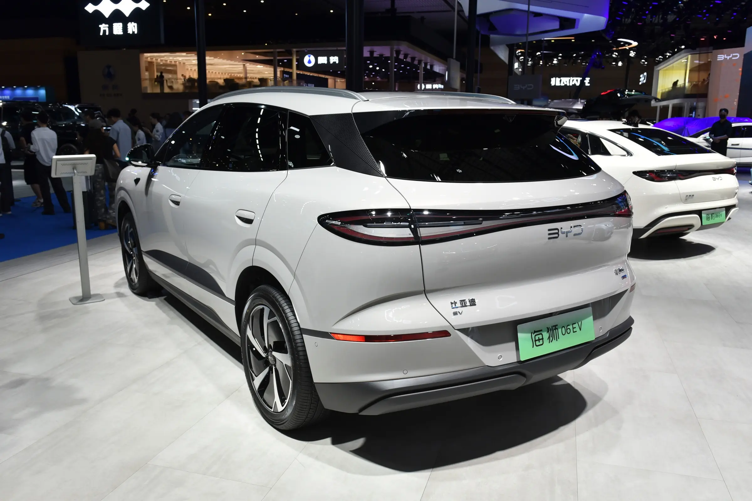 BYD Sealion 06 EV Series - Wholesale Price & Fleet Specifications 8c089792e00345c0ad73b8ee50e3a566~2508x0