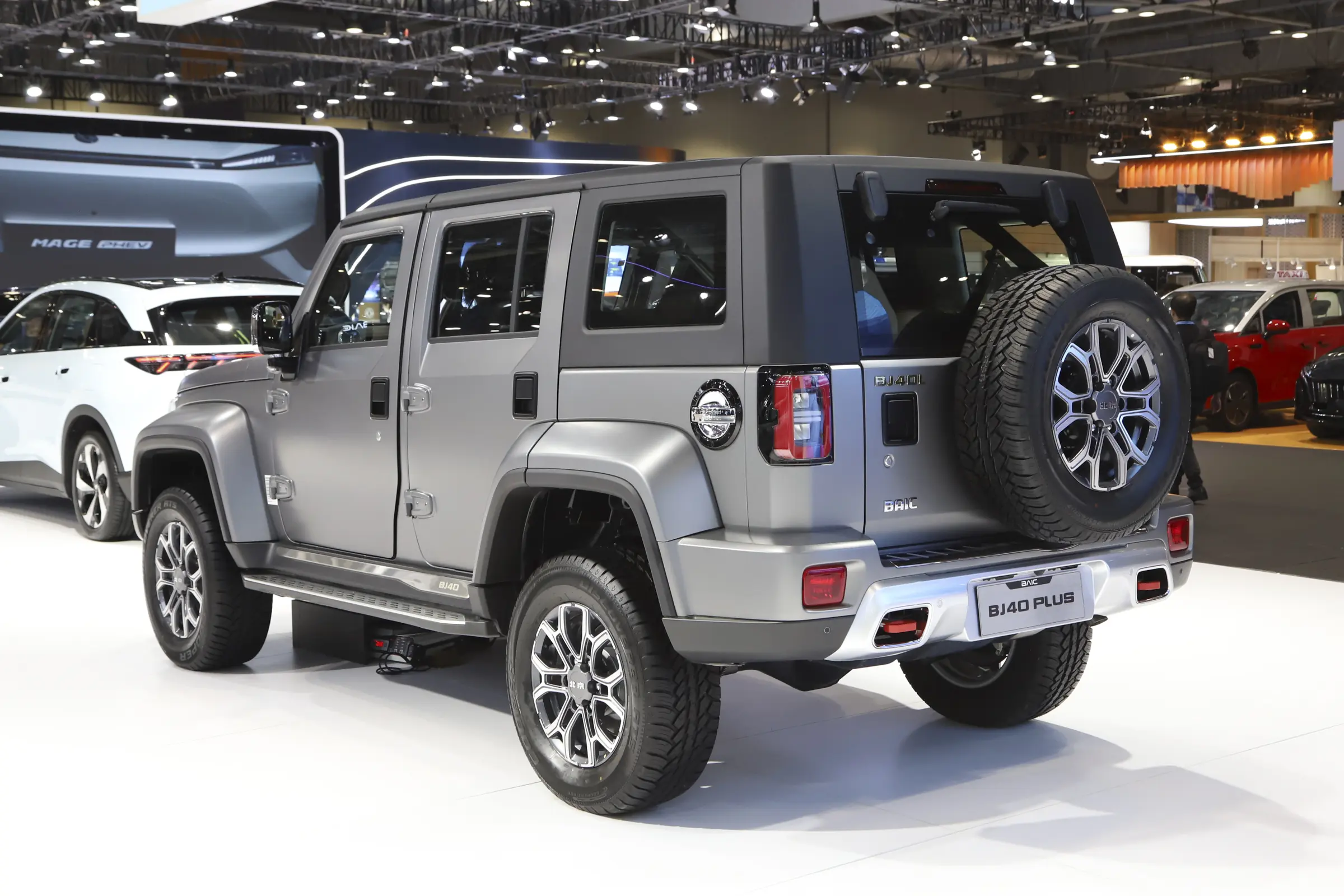 Brand-New BAIC BJ40 & BJ40 PRO Series – Professional Hardcore 4x4 Off-Road Fleet SUV (LHD) 9a8b92c0456746e1bbeb569d4d2da860~2508x0