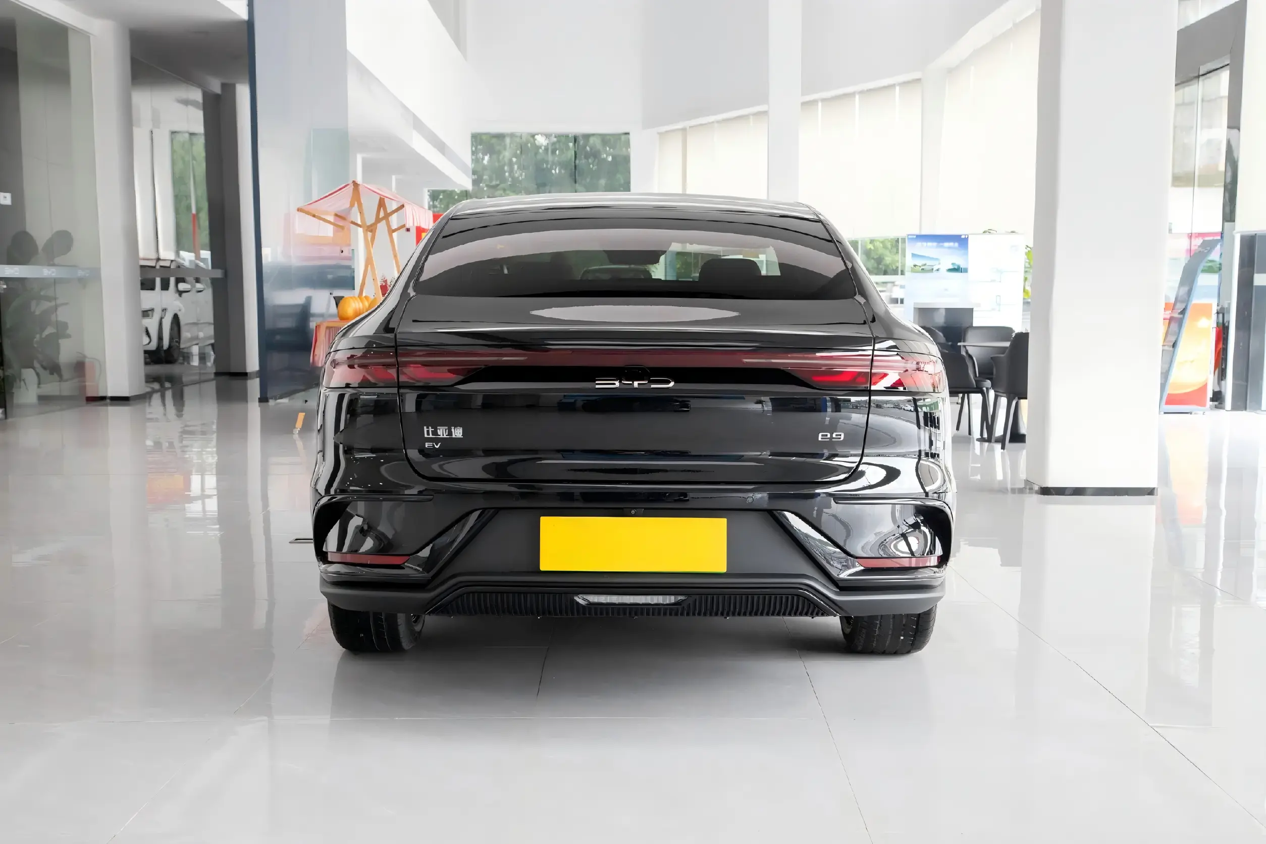 BYD e9 EV Series - Wholesale Price & Fleet Specifications dcp 736f7b215d0b67c72b19a0439ea7db4a~2508x0