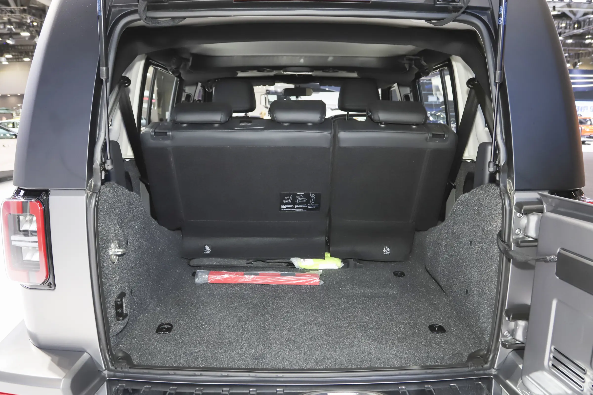 Brand-New BAIC BJ40 & BJ40 PRO Series – Professional Hardcore 4x4 Off-Road Fleet SUV (LHD) a867dcc89b1848378595fd2d2a3ca74f~2508x0