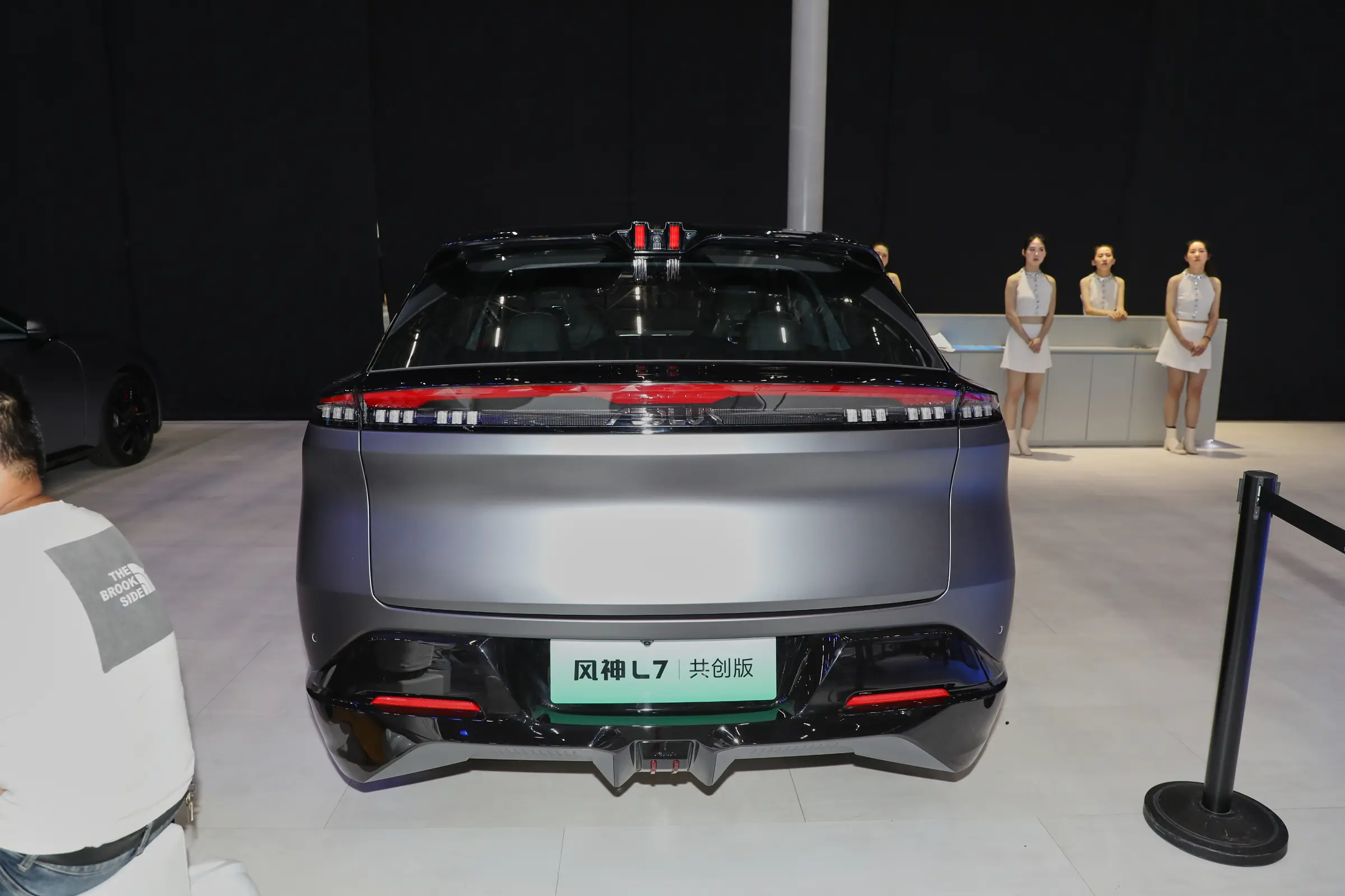 Dongfeng Aeolus L7 PHEV Series - Wholesale Price & Fleet Specifications bd9a2b4a3eba53614645baddc503eb72~2508x0