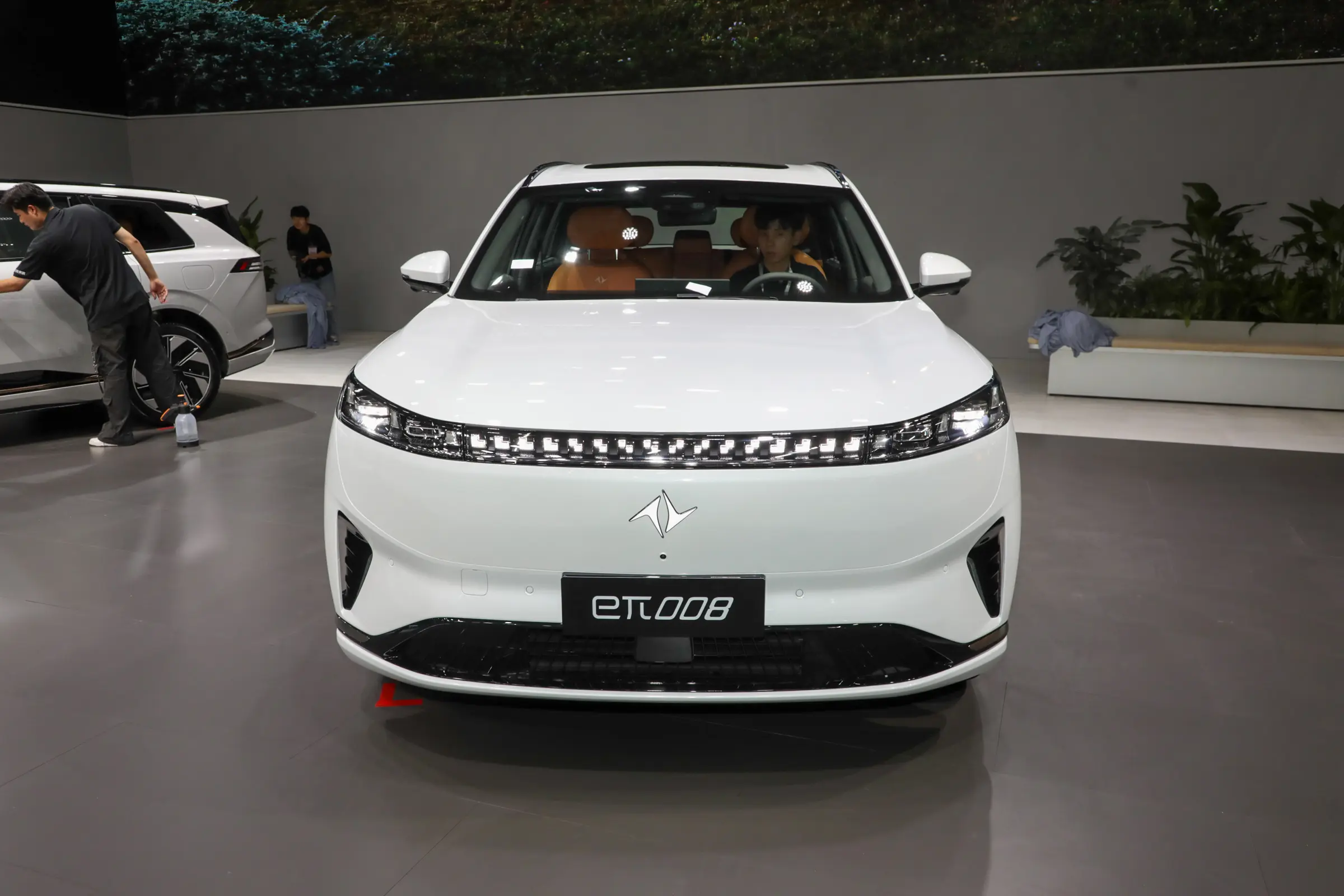 Dongfeng eπ008 EREV Series - Wholesale Price & Fleet Specifications d684add84da555e56717f68ee4c1e21c~2508x0