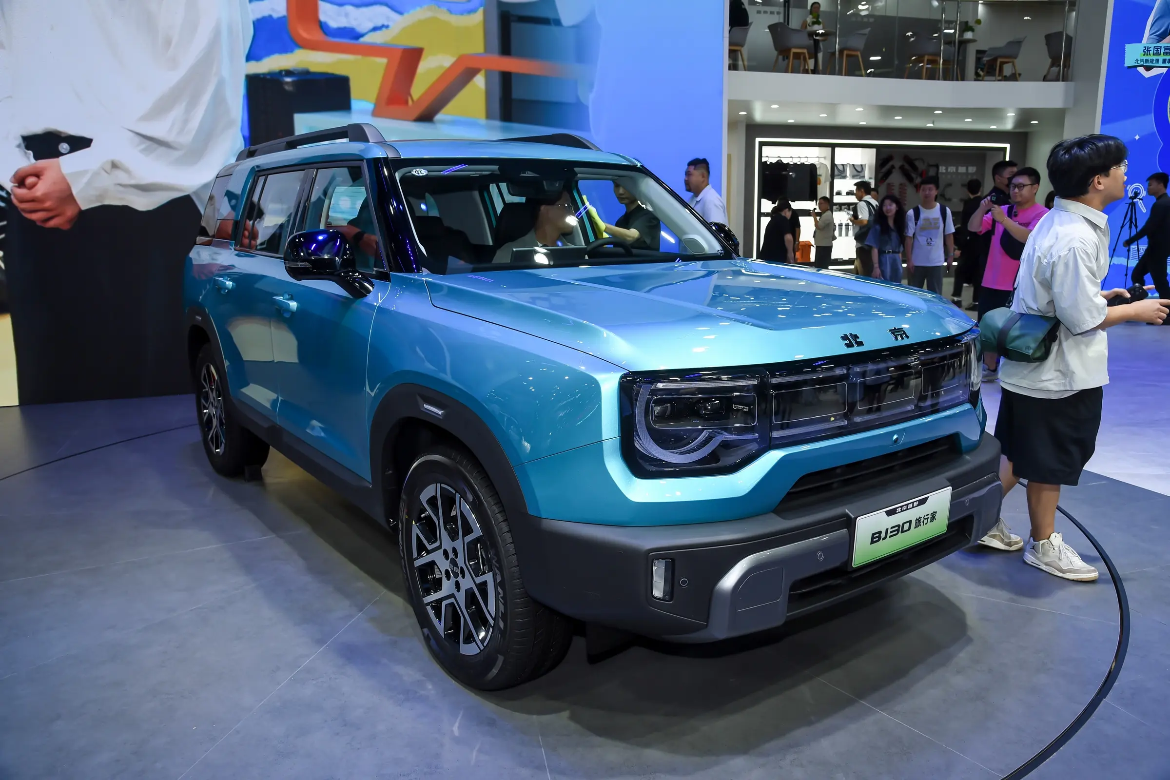 Brand-New BAIC BJ30 Series – Hardcore Style 1.5TD Gasoline Fleet SUV (LHD) ebacbb00515443baa340c0d1b24bbc0d~2508x0