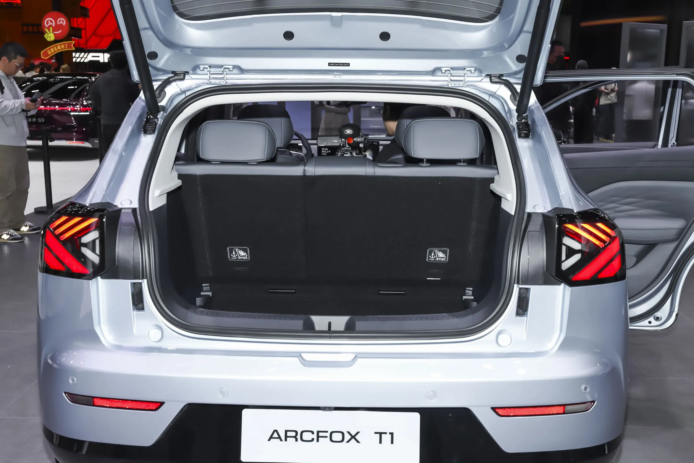 Brand-New Jetour X70FL Series – High-Utility Commercial & Passenger Fleet SUV (LHD) fd84a2793ccf40deb96c3ae0dfd33b39~2508x0